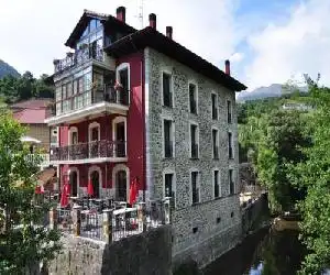 La Casa Del Puente - hotel en Regules