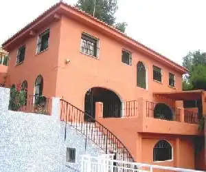 La Pequeña - hotel en Torrente