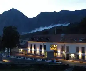 La Piconera Hotel & Spa - hotel en Sardalla