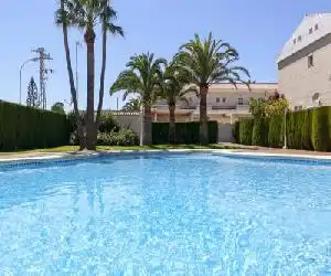 La Rosaleda - hotel en Els Poblets