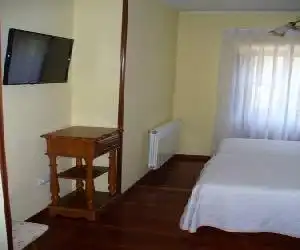 Casa Rural La Venta Sales - hotel en Sales