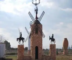 Alojamiento Rural Los Delfines - hotel en Valdepeñas