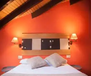 Los Picos - hotel en Porrúa