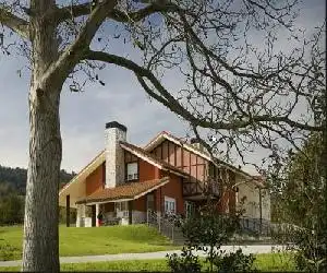 Madarian - hotel en Lezama