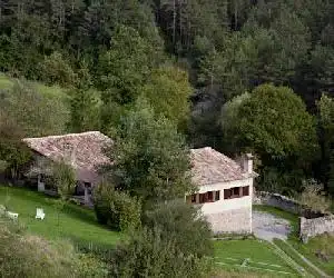 Mas Pinoses - hotel en Les Llosses