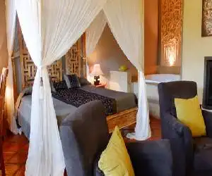 Masía Durbá - hotel en Castellnovo