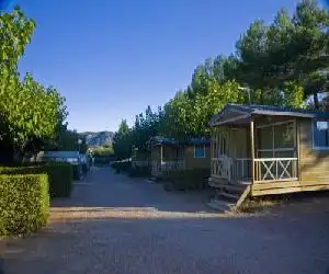 Montsant Park Camping & Bungalow - hotel en Ulldemolins
