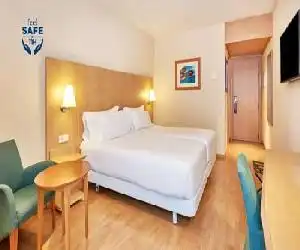 Sercotel Porta Barcelona - hotel en Sant Just Desvern