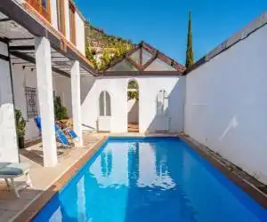 Holiday Home Nina Celi - hotel en Zagrilla
