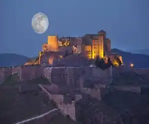 Parador de Cardona - hotel en Cardona
