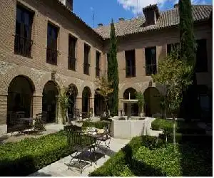 Parador de Chinchón - hotel en Chinchón