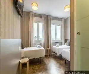 Pensión 9 de Abril - hotel en O Pedrouzo