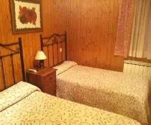 Pension A Cochera - hotel en Ferrol