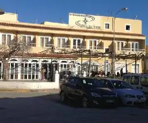 Pension Cuatro Vientos - hotel en Cuevas del Almanzora