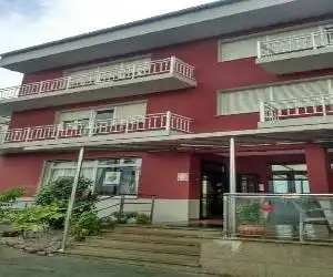 Pensión Restaurante Vázquez - hotel en Vimianzo