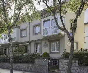 Pensión Zumardi - hotel en Deba