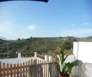 Spanish Farmhouse in Andalusia with Private Pool - hotel en Fuentes de Cesna