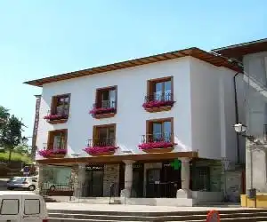 Plaza Mayor - hotel en Villafranca del Bierzo