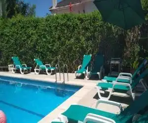 Residencial Playa Lisa - hotel en Boadilla del Monte