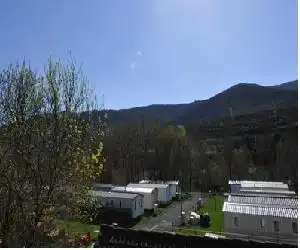 Resort Camping Solopuent - hotel en Castiello de Jaca