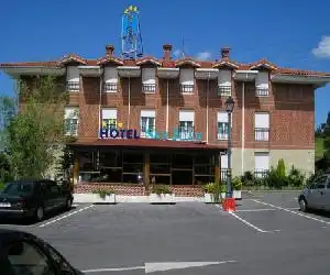 Hotel San Juan - hotel en Revilla de Camargo