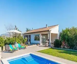 Es Serral - hotel en Sa Pobla