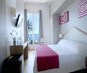 Hotel Subur