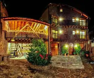 Turisme Rural Lo Pallé de Cal Bosch - hotel en Llagunes