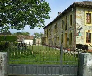 Turismo Rural El Gobernador - hotel en Oles