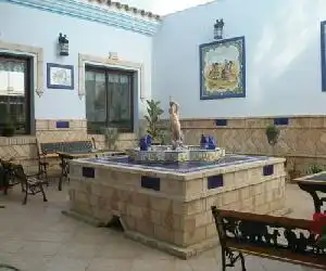 Venta de Abajo - hotel en El Castillo de las Guardas