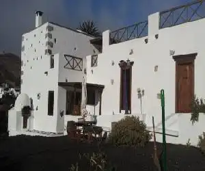 Villa Rural Gloria´s - hotel en Haría