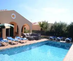 Villas Las Golondrinas - hotel en Cala´n Bosch