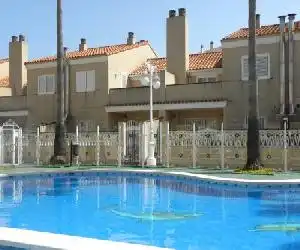 VTV Amores Residencial2000 - hotel en Almarda