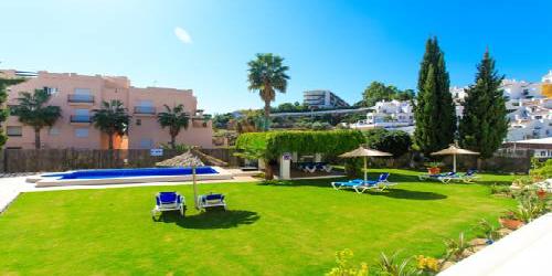 Apartamentos Almoraide Suites