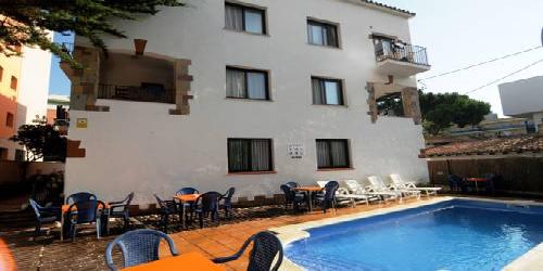Apartamentos AR Family Caribe