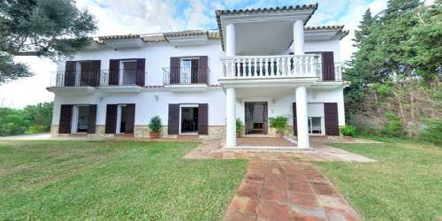 Apartamentos Costa Trafalgar