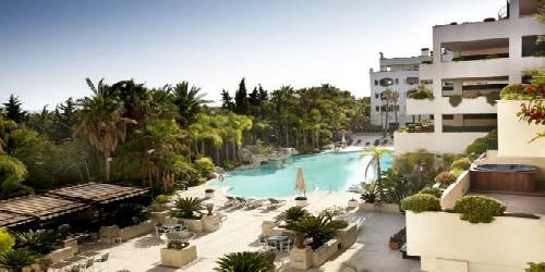 Apartamentos Guadalpin Boutique