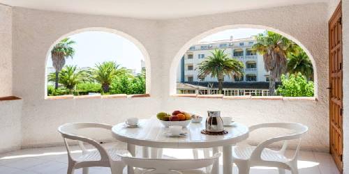 Apartamentos Jeremias Casa Azahar