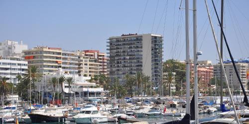 Apartamentos Mediterraneo