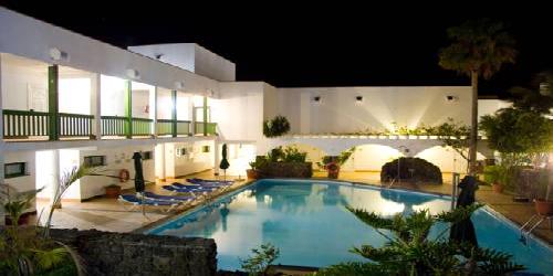 Aparthotel Esquinzo Y Monte Del Mar