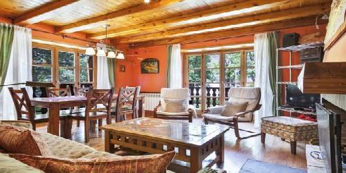 Arties Luxury Apartments