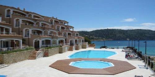 Bahia Camp de Mar Suites