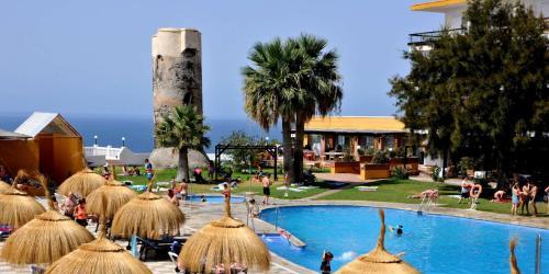 Hotel Salobreña Suites