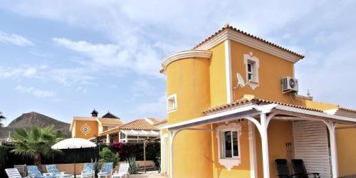 Luxurious Holiday Home in Mazarron with Private Pool