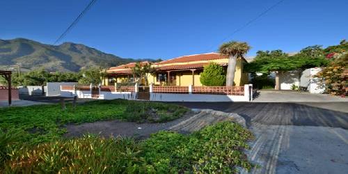Casas Rurales Tola