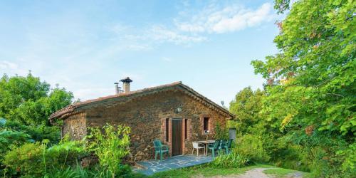 Picturesque Cottage in Montseny with Swimming Pool