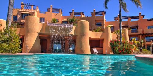 5 bedroom Holiday Townhouse in Riviera Del Sol with sea views