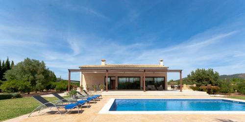 YupiHome Finca Es Rasquell