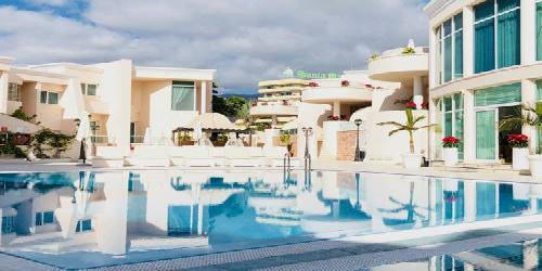 Flamingo Suites Boutique Hotel