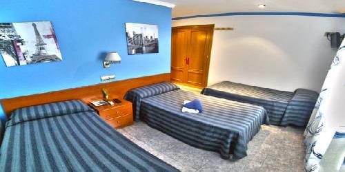Hostal Apolo Trece